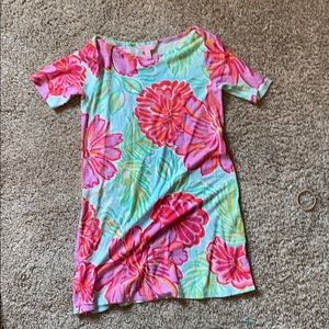 Girls Lilly Pulitzer bathing suit cover up.